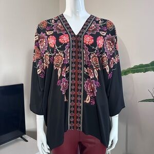 Woman’s Rose & Olive Kimono type blouse Size Large